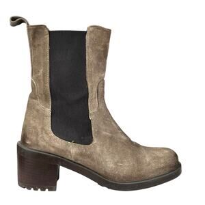 Emanuele Crasto Chelsea Suede women size 9.5 Suede Chelsea Boots - Taupe Emanuele Crasto Made In Italy Chelsea Suede Taupe/Gray Boots  main image 4